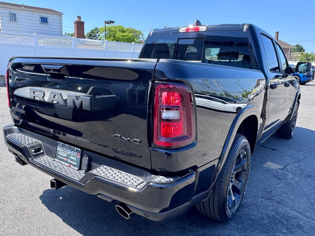 New 2026 RAM 1500 Big Horn w/ Night Edition AWD/4WD image 8