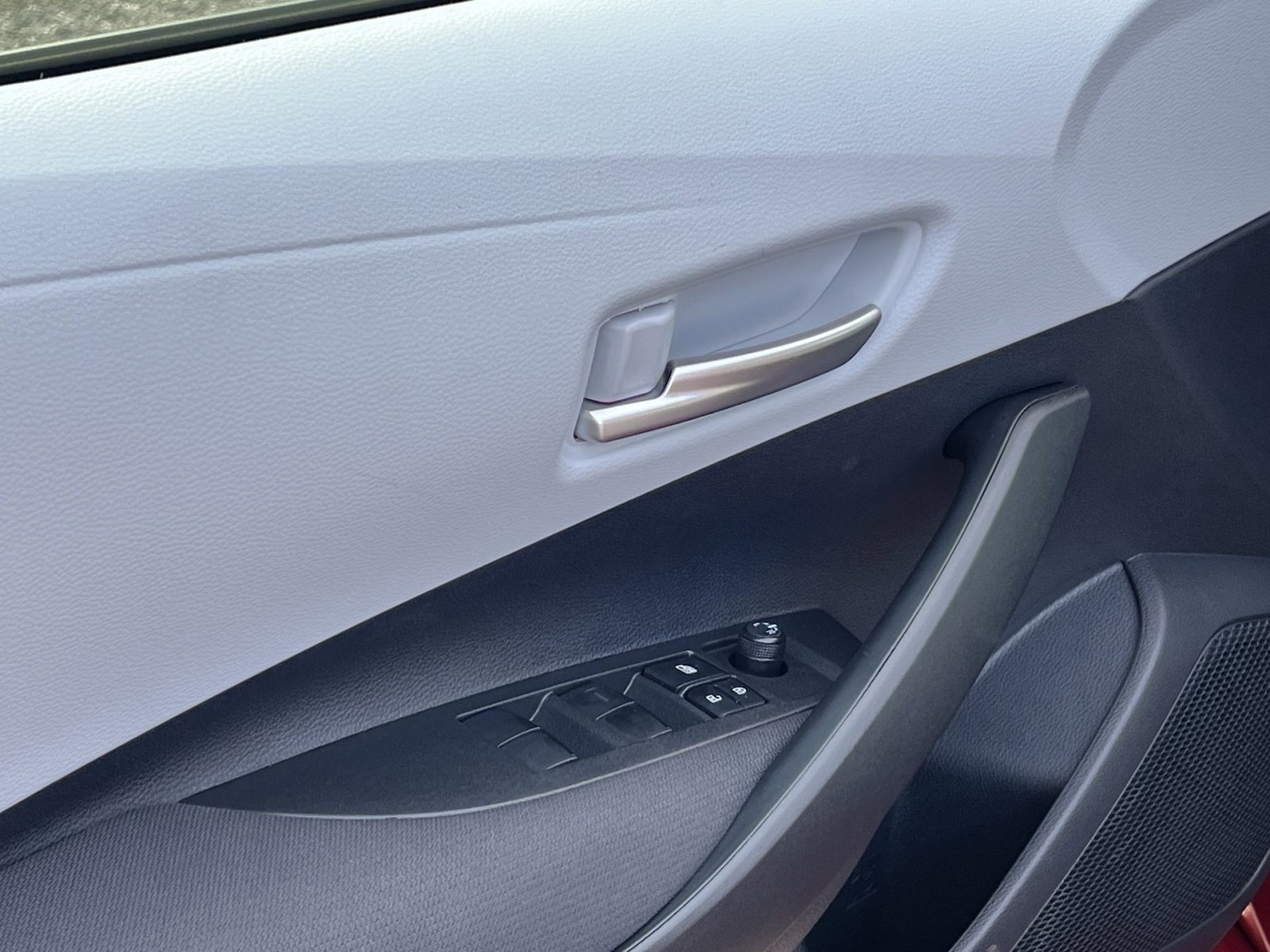 New 2026 Toyota Corolla SE image 10