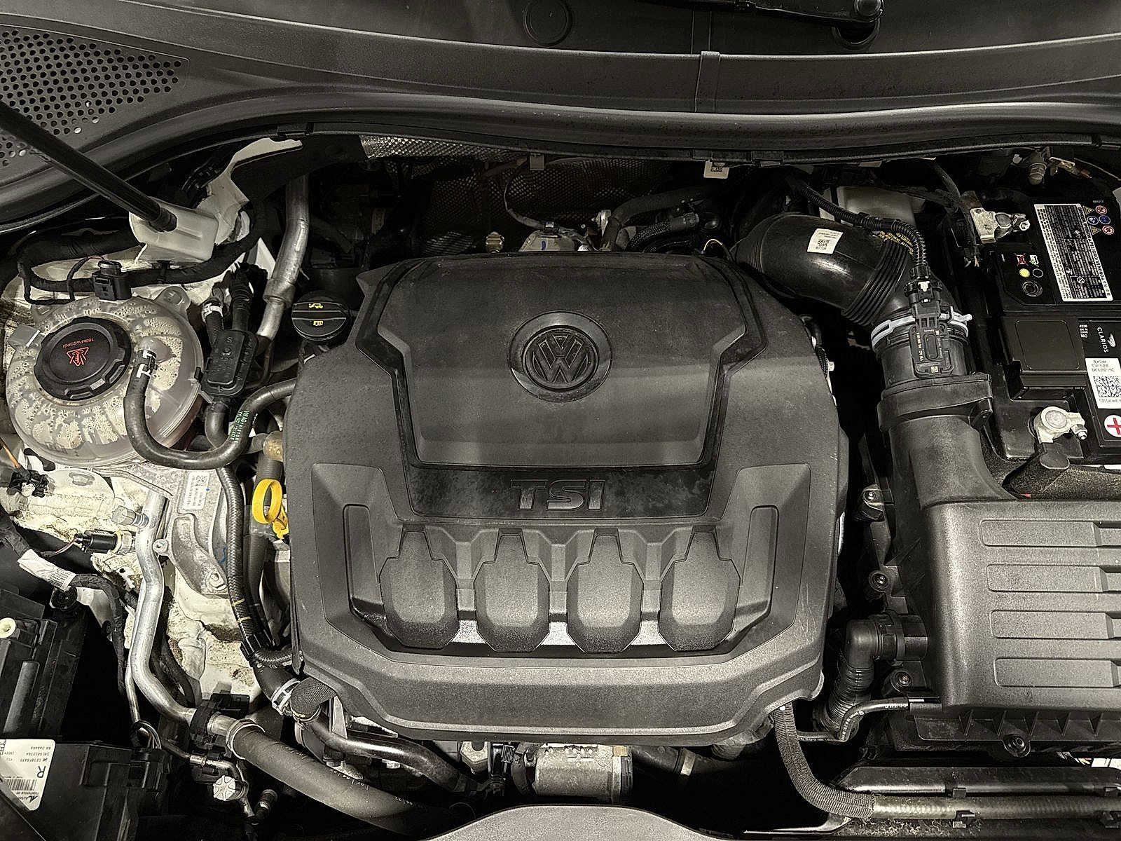 Used 2022 Volkswagen Tiguan SE image 12