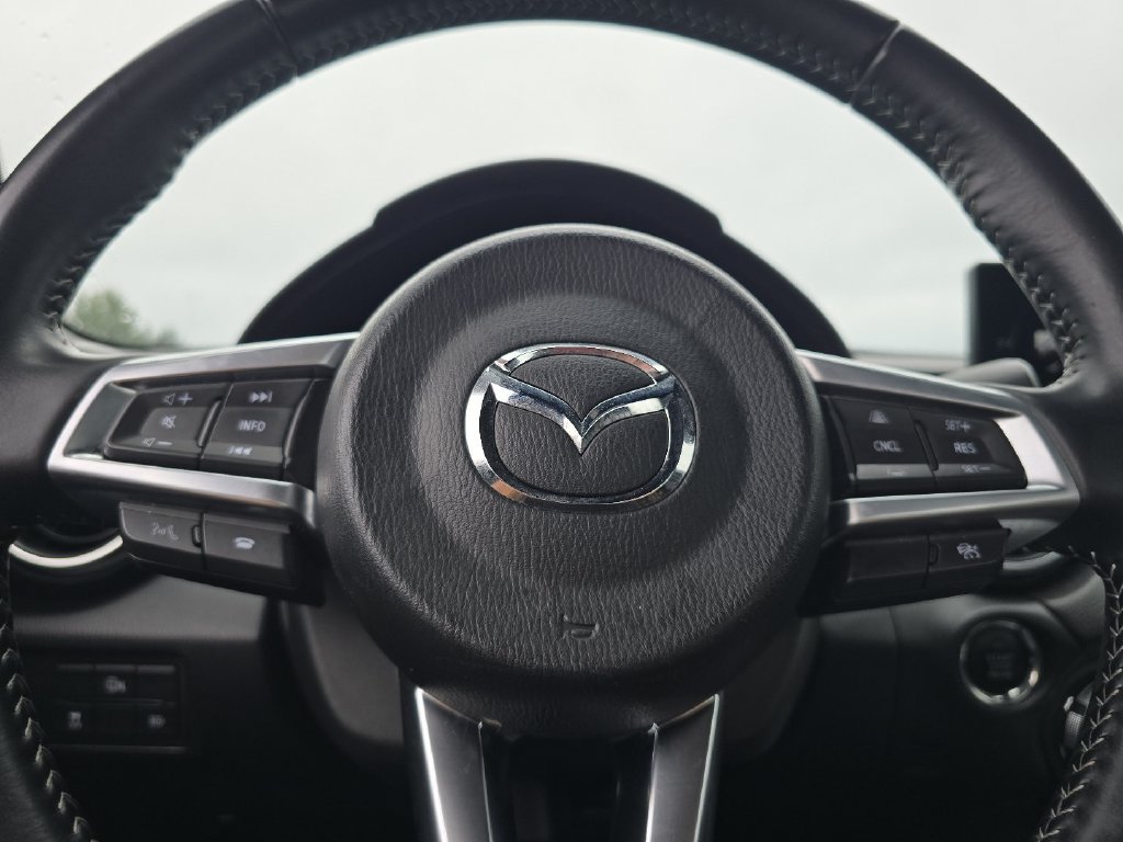 Used 2025 MAZDA MX-5 Miata RF Grand Touring RWD image 29