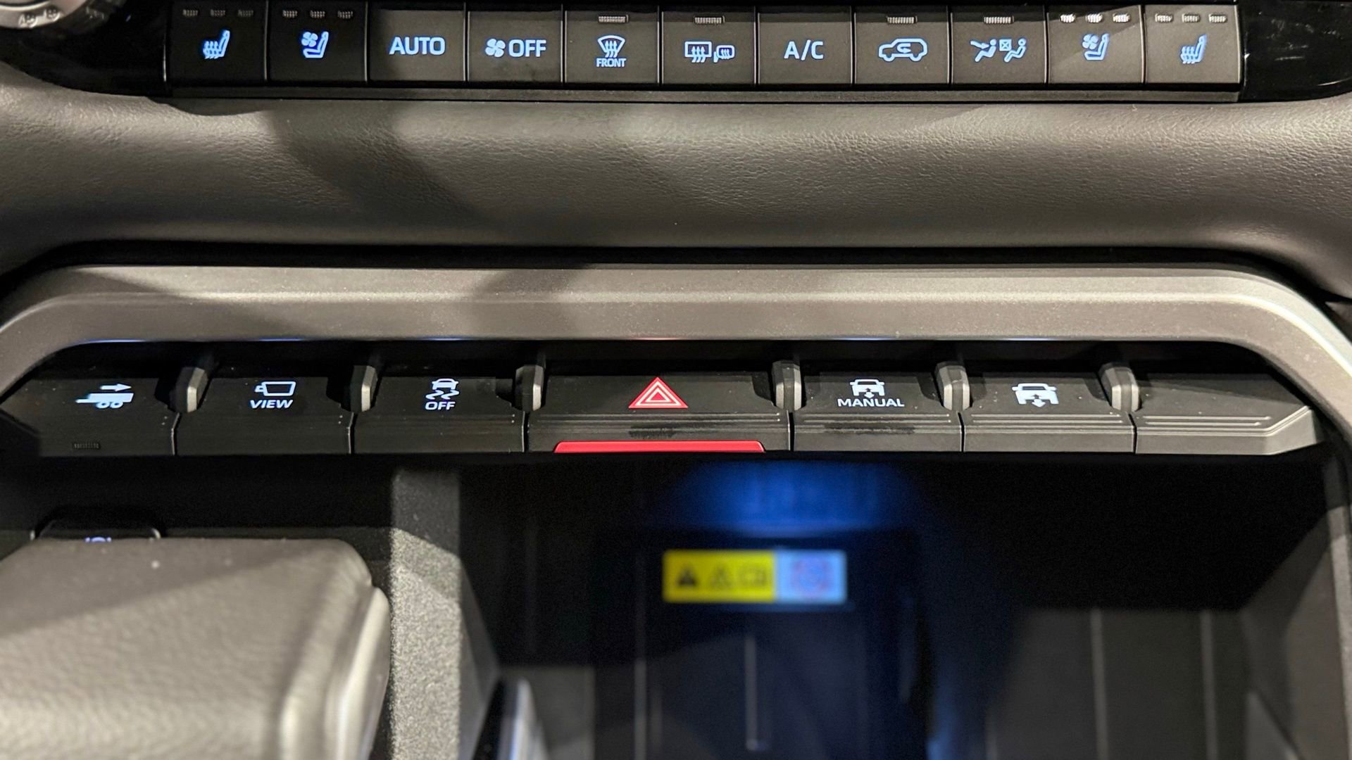 Used 2023 Toyota Sequoia Platinum image 87