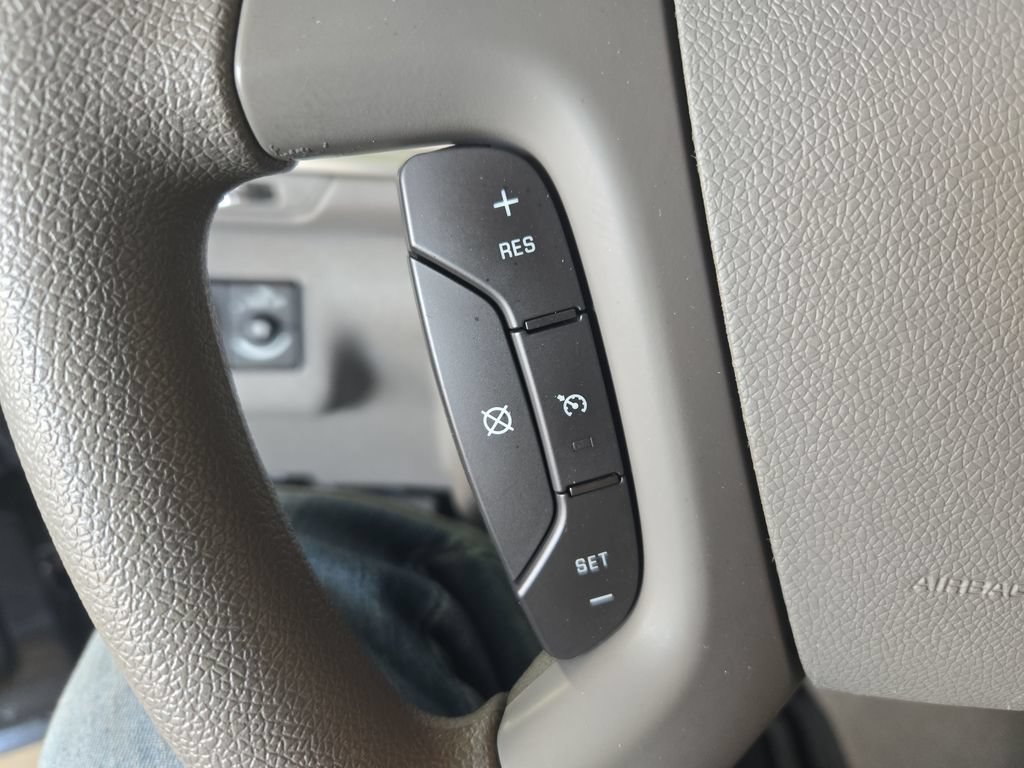 Used 2013 Chevrolet Traverse LS FWD image 20