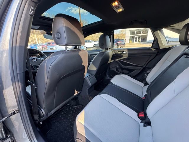 Certified 2020 Volkswagen Jetta R-Line image 10