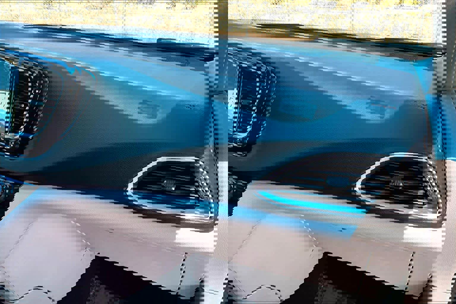 Used 2023 Chrysler Pacifica Touring-L image 19