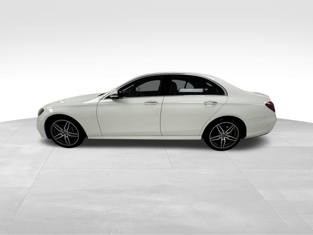 Used 2023 Mercedes-Benz E 350 Sedan image 4