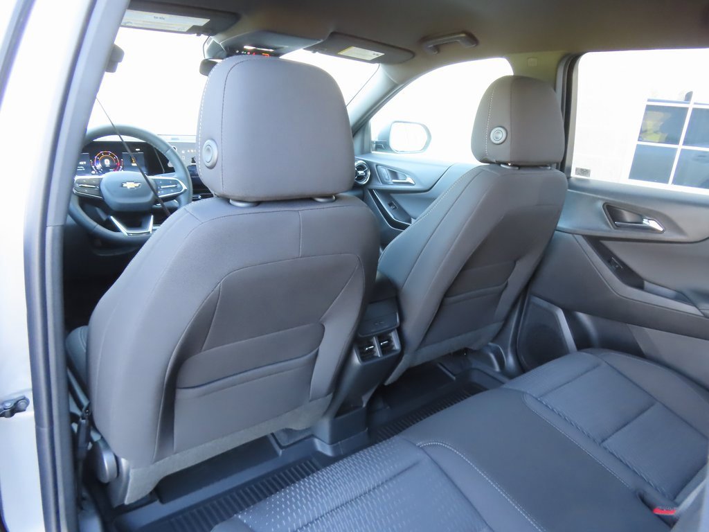 New 2026 Chevrolet Equinox LT w/ LPO, Floor Liner Package image 22