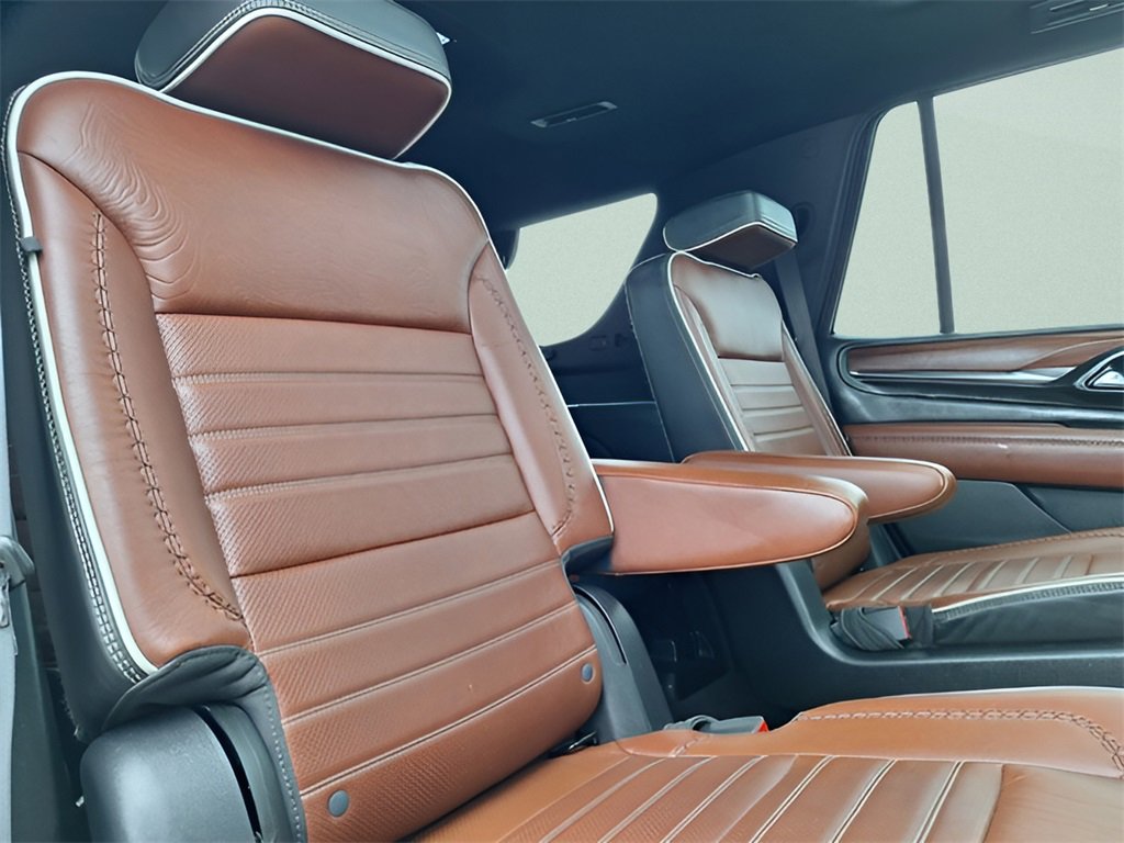 Used 2023 GMC Yukon Denali Ultimate image 34