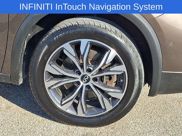 Used 2018 INFINITI QX30 Premium w/ Navigation Package image 9