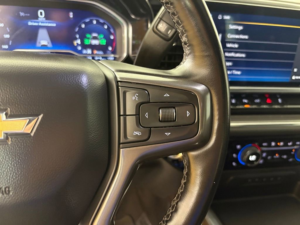 Used 2024 Chevrolet Silverado 3500 High Country w/ High Country Premium Package image 26