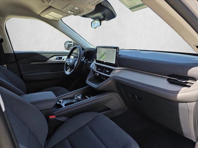 Used 2025 Ford Explorer Active image 11
