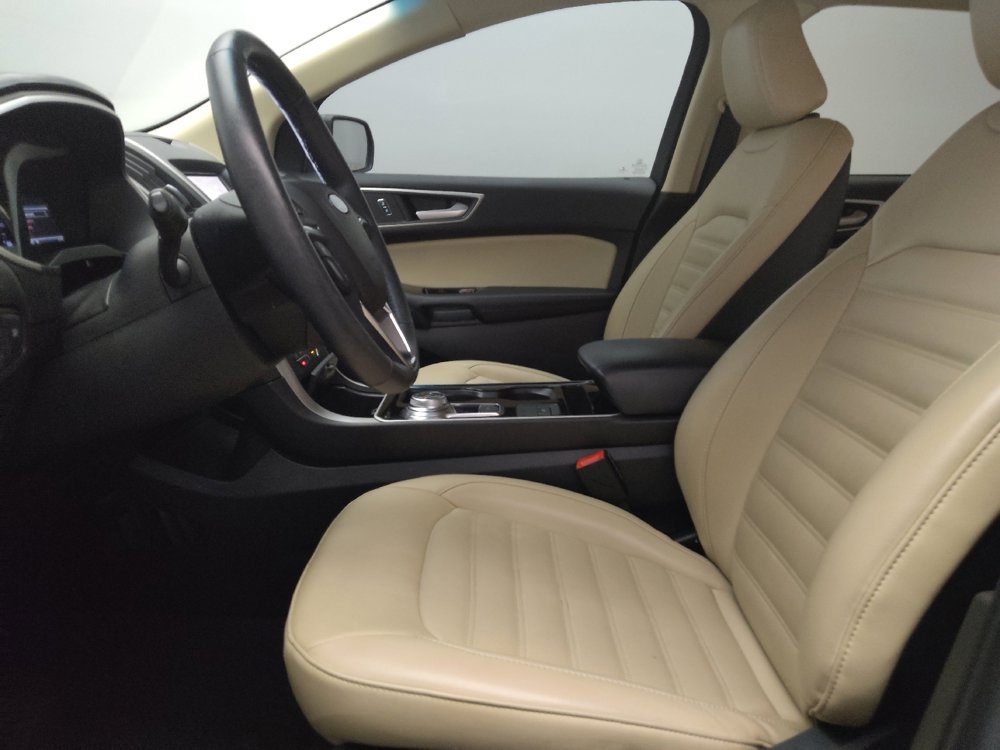 Used 2020 Ford Edge SEL AWD/4WD image 17