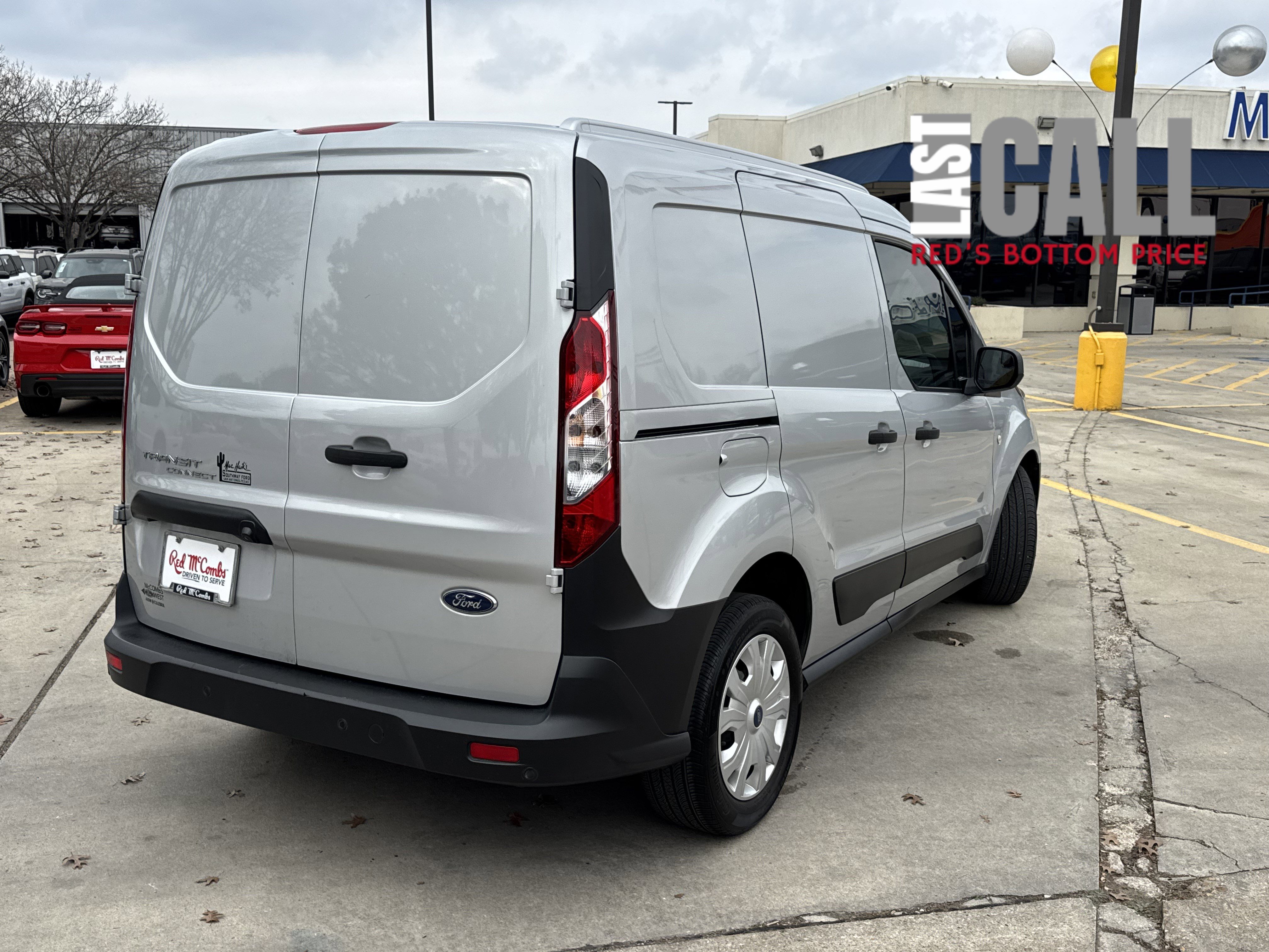 Used 2023 Ford Transit Connect XL image 7