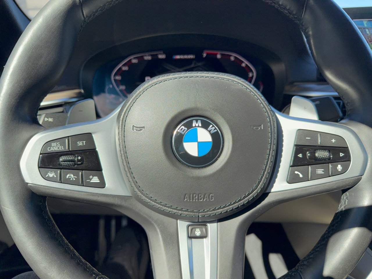 Used 2020 BMW M550i xDrive w/ Executive Package AWD/4WD image 10
