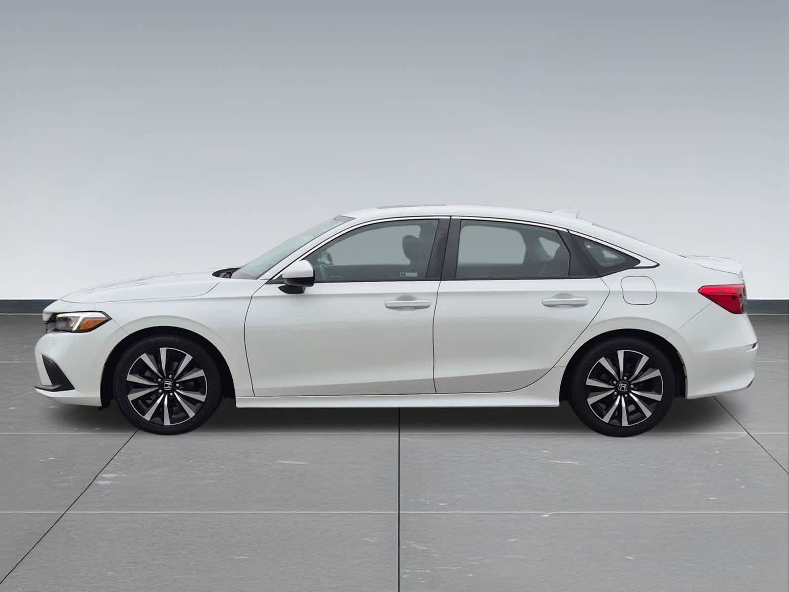 Certified 2024 Honda Civic EX image 3