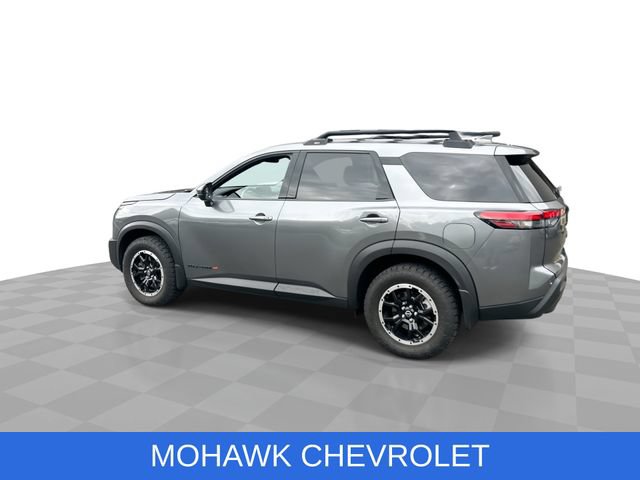 Used 2025 Nissan Pathfinder Rock Creek AWD/4WD image 6