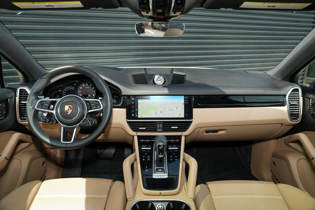 Certified 2022 Porsche Cayenne Coupe AWD/4WD image 30
