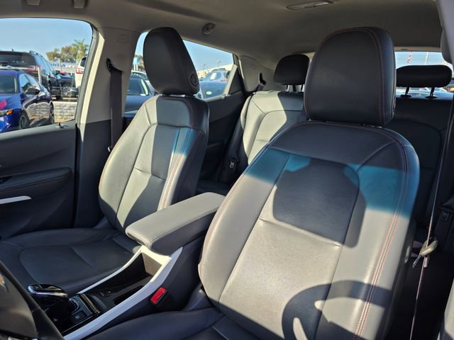 Used 2017 Chevrolet Bolt Premier w/ Driver Confidence II Package FWD image 16