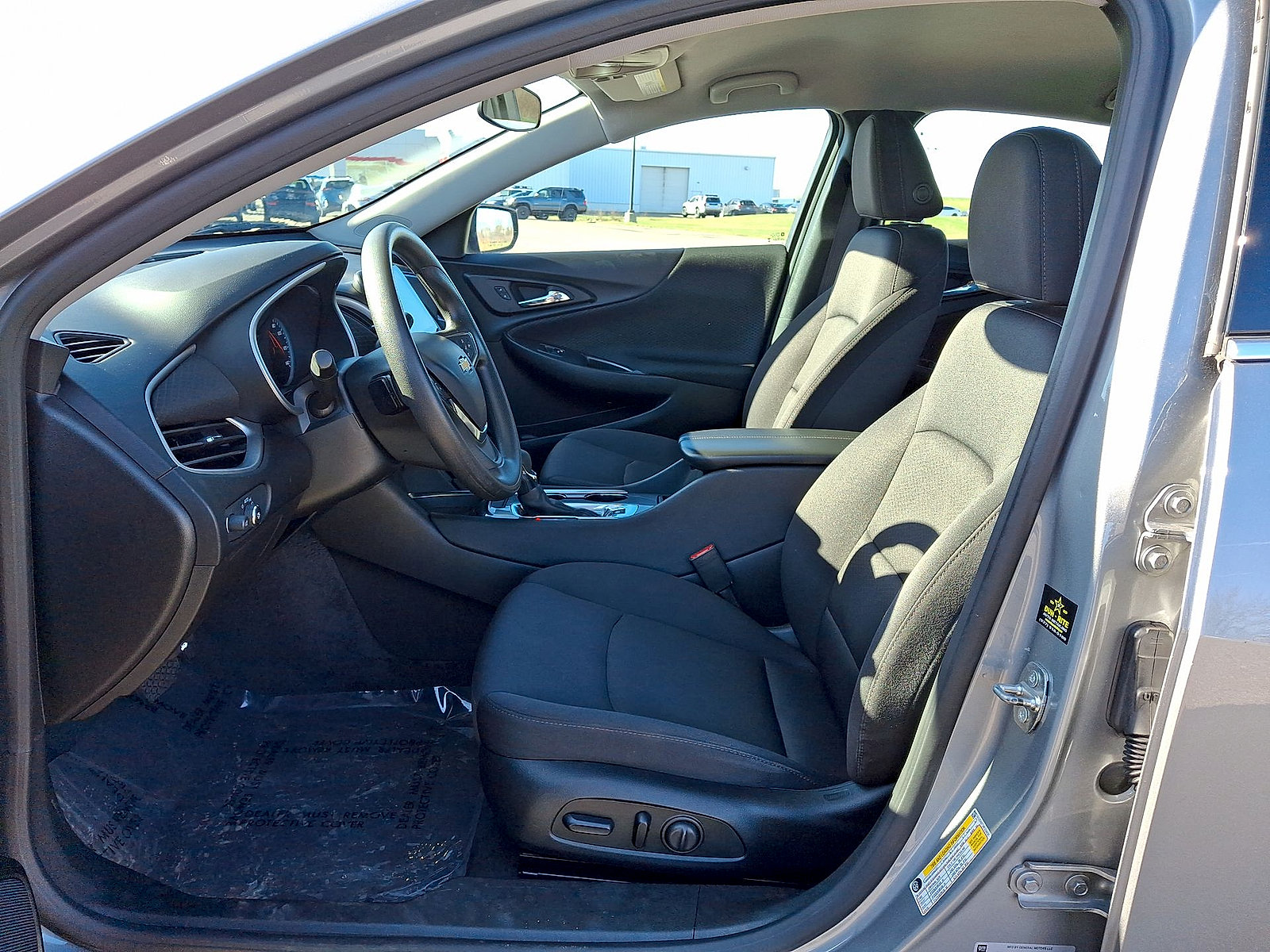 Used 2023 Chevrolet Malibu LT FWD image 11