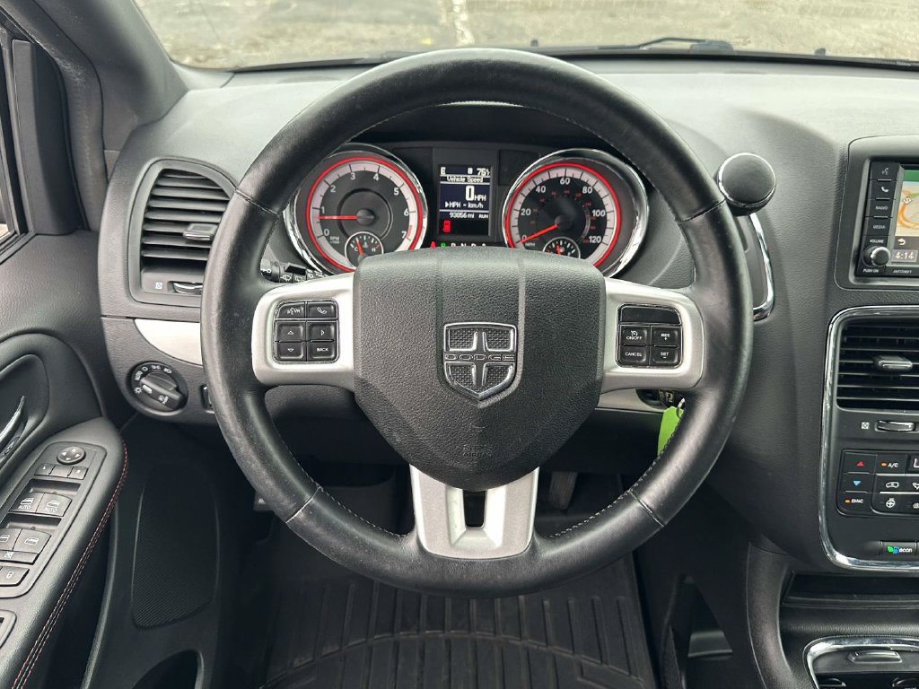 Used 2017 Dodge Grand Caravan GT FWD image 15