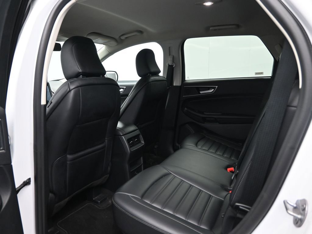 Used 2024 Ford Edge SEL image 28