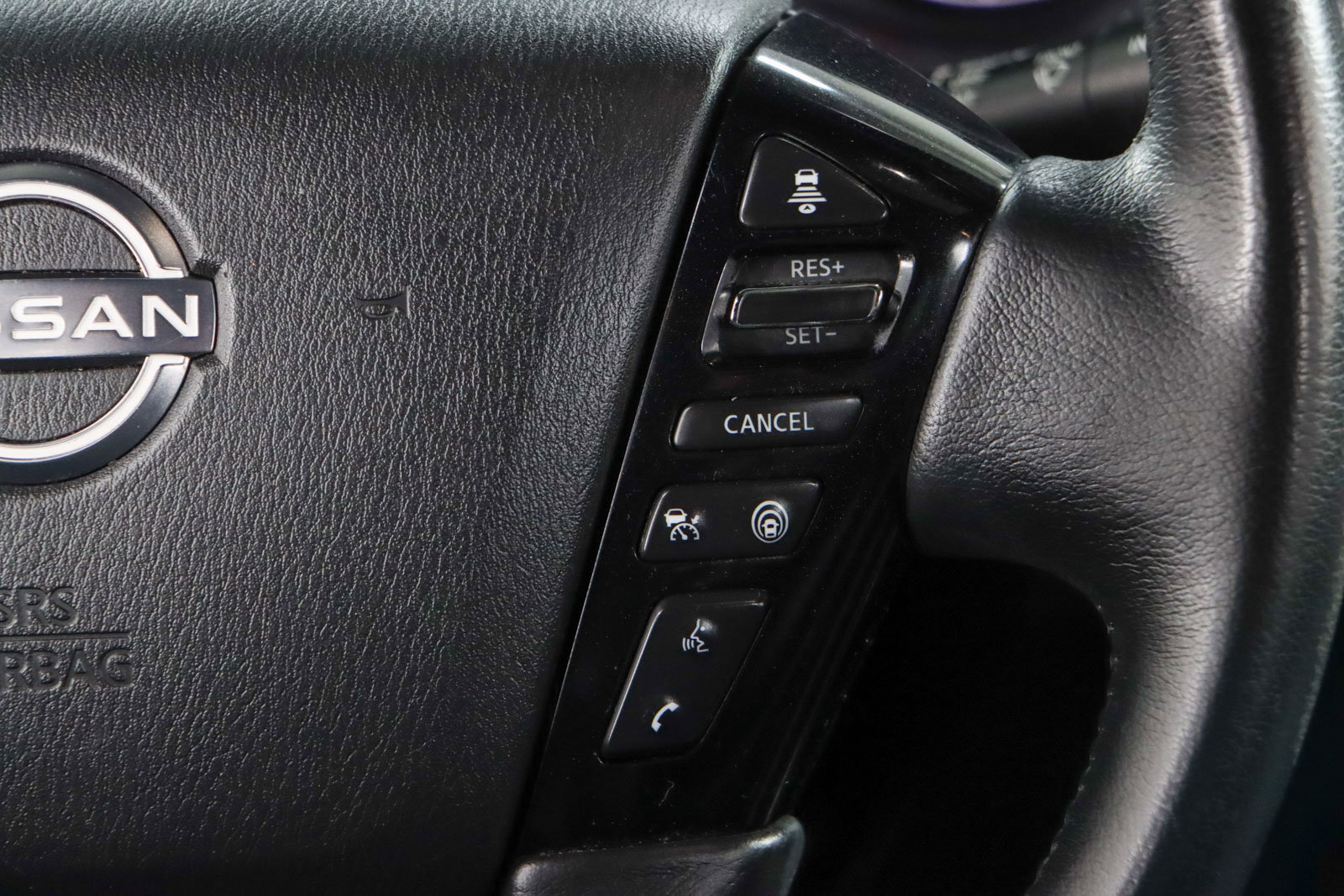 Used 2022 Nissan Armada SL w/ Midnight Edition Package image 15