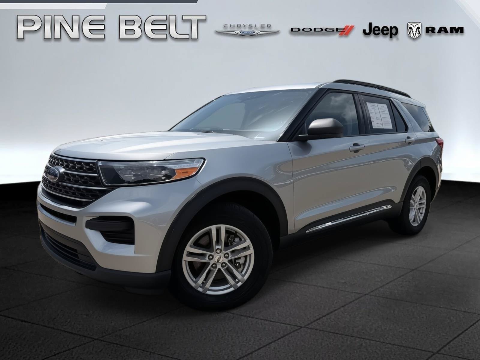 Used 2023 Ford Explorer XLT