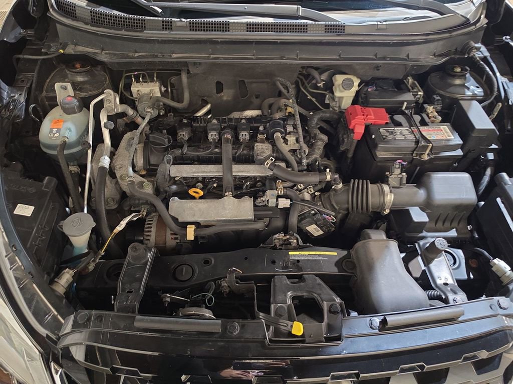 Used 2021 Nissan Kicks SV FWD image 17