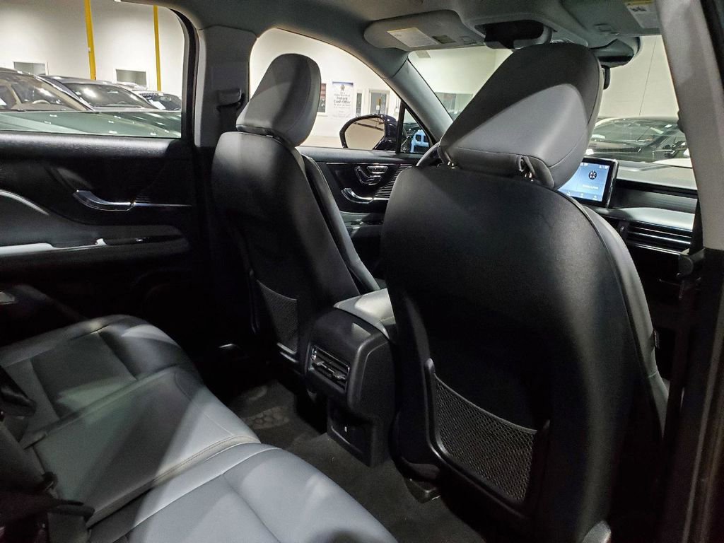 Used 2022 Lincoln Corsair FWD image 22