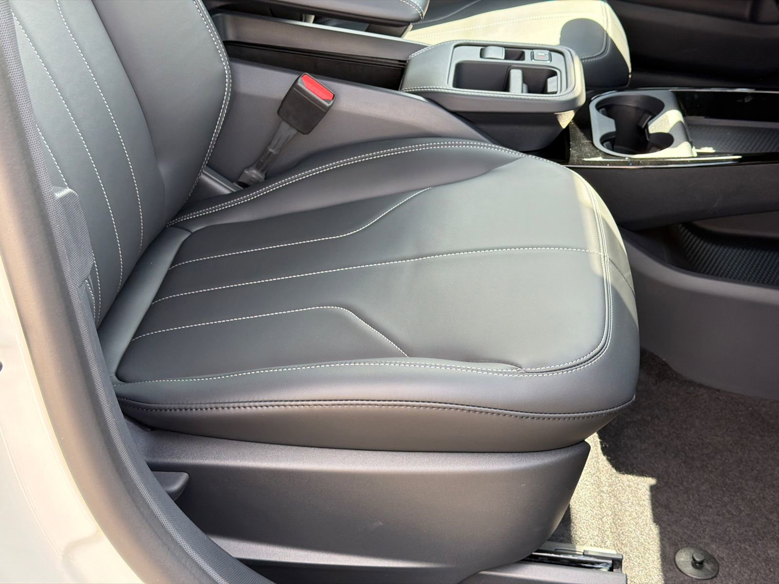 New 2026 Ford Mustang Mach-E Select w/ Comfort Package image 11