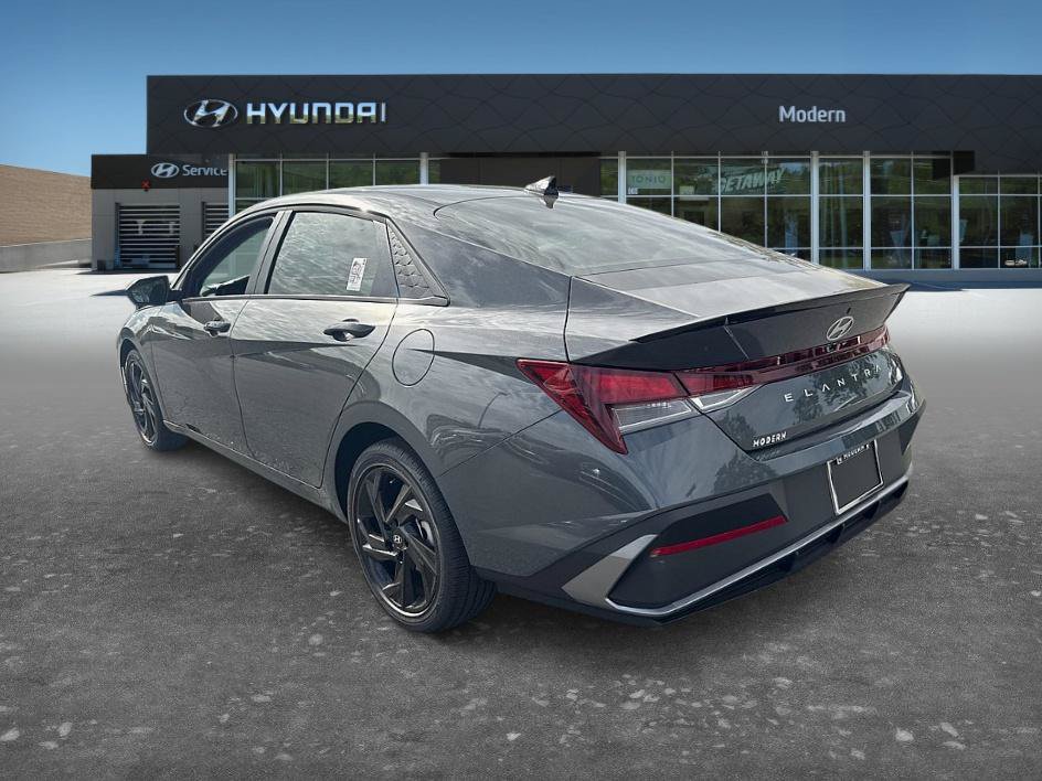 New 2026 Hyundai Elantra Sport FWD image 4