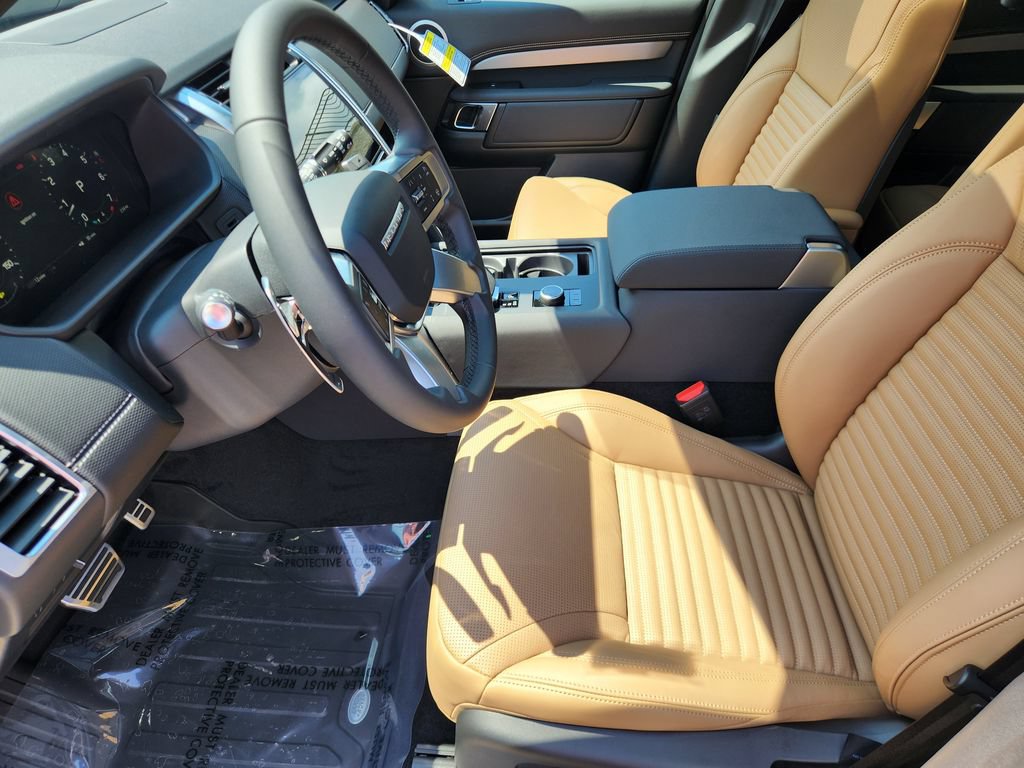 New 2026 Land Rover Discovery Limited Edition AWD/4WD image 9