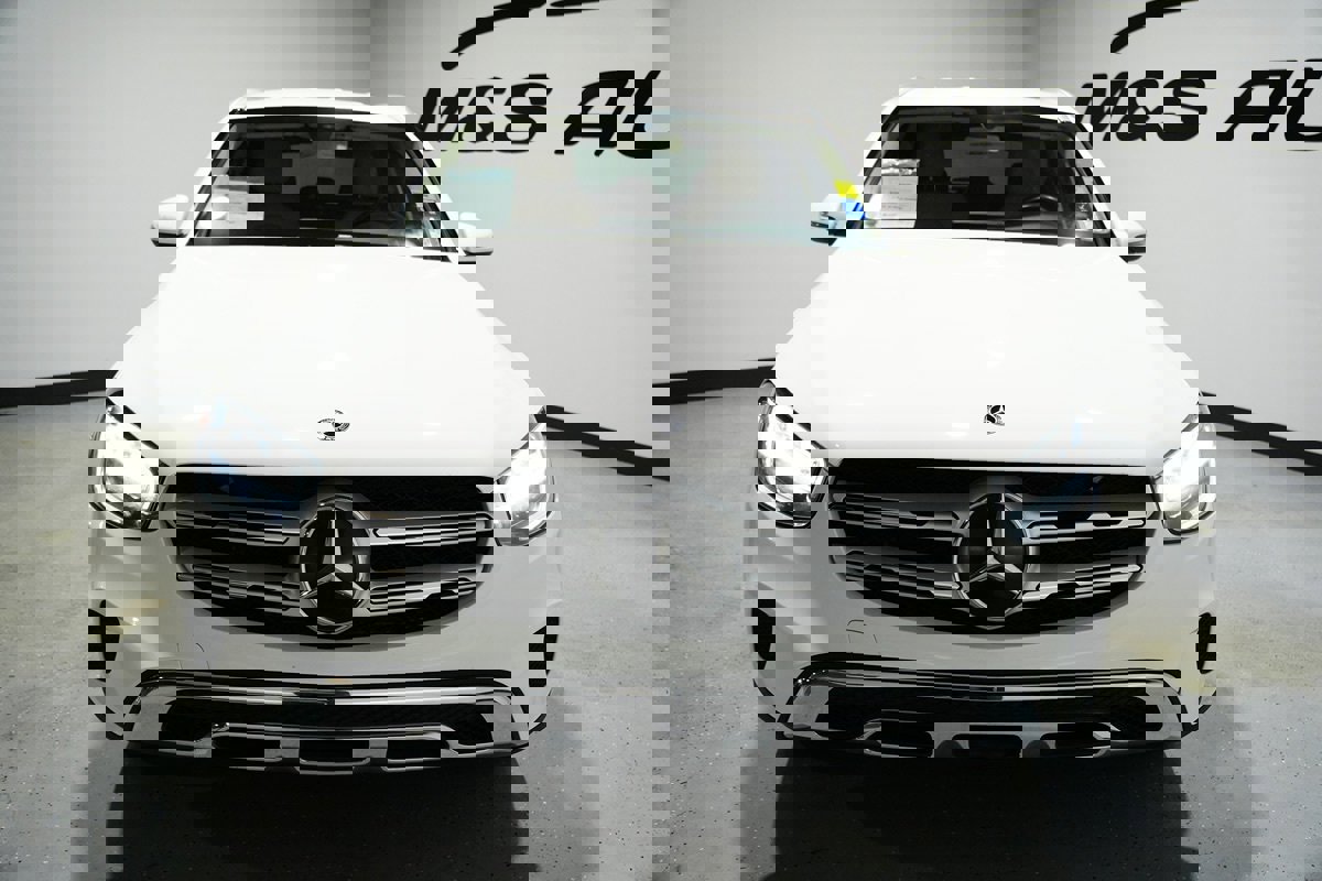 Used 2020 Mercedes-Benz GLC 300 4MATIC image 6