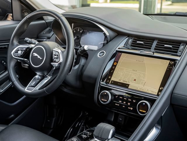 Used 2023 Jaguar E-PACE SE AWD/4WD image 32