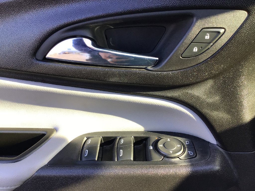 Used 2020 Chevrolet Equinox Premier AWD/4WD image 24