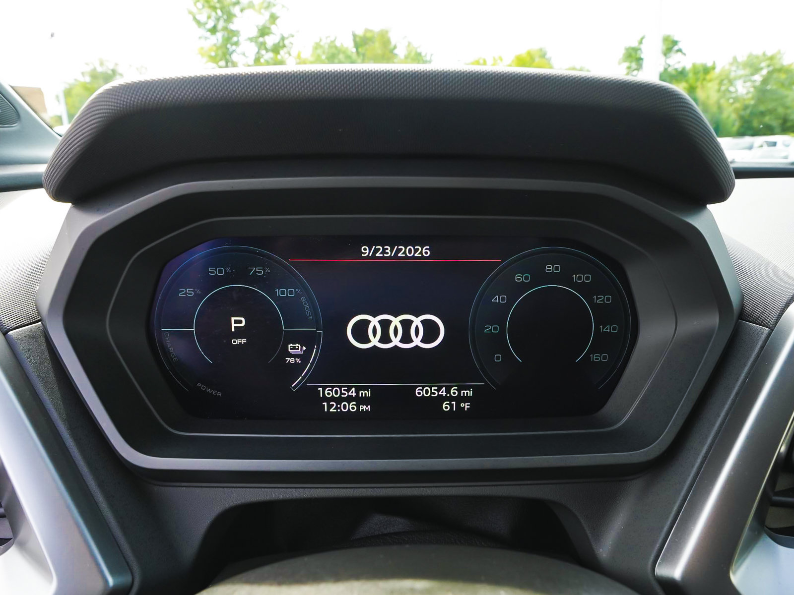 Used 2023 Audi Q4 e-tron Premium Plus w/ Premium Plus AWD/4WD image 21