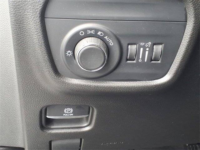 Certified 2022 Jeep Grand Cherokee Altitude image 19