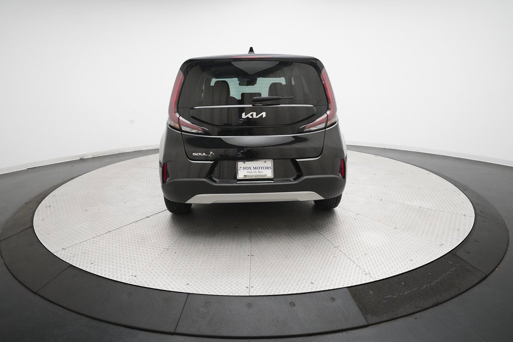 Certified 2023 Kia Soul LX w/ LX Technology Package image 25