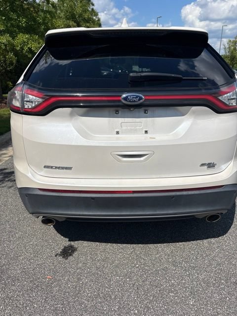 Used 2017 Ford Edge SEL w/ Equipment Group 201A AWD/4WD image 10