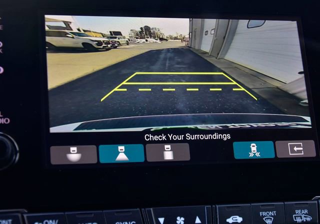 Used 2022 Honda Odyssey Touring image 25