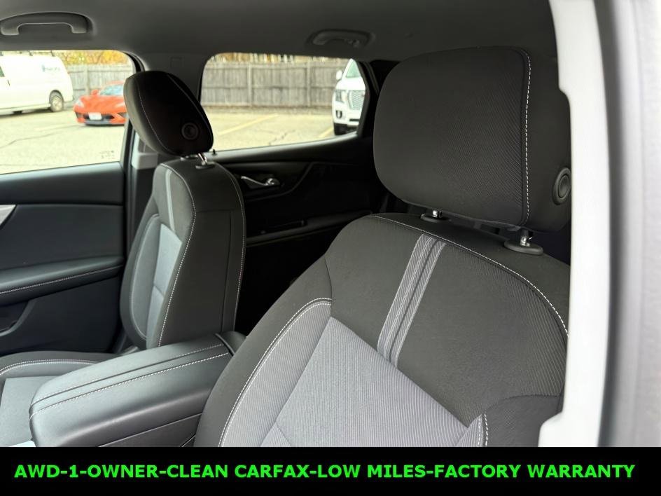 Used 2025 Chevrolet Blazer LT w/ Convenience Package image 11