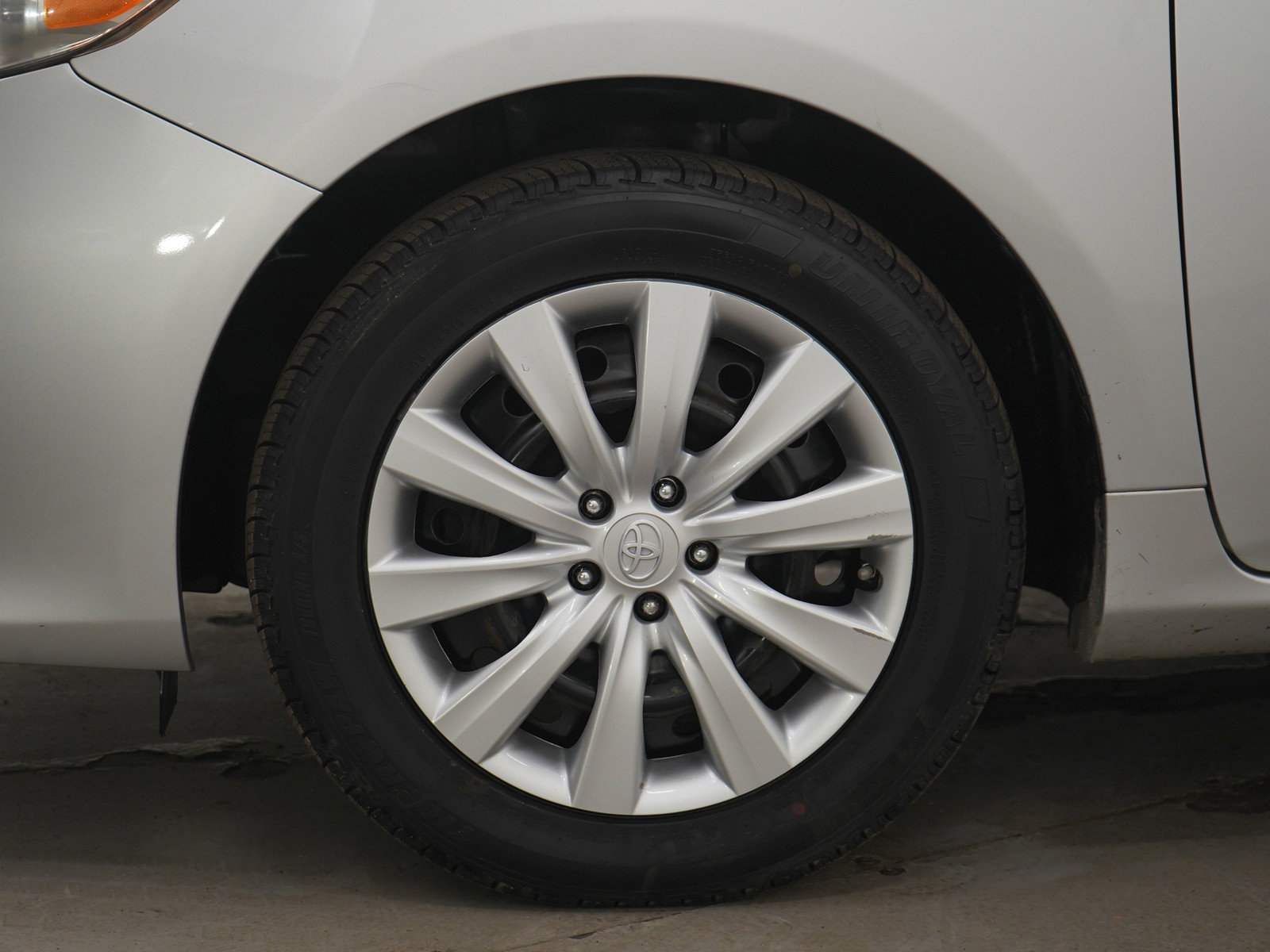 Used 2012 Toyota Corolla LE image 25
