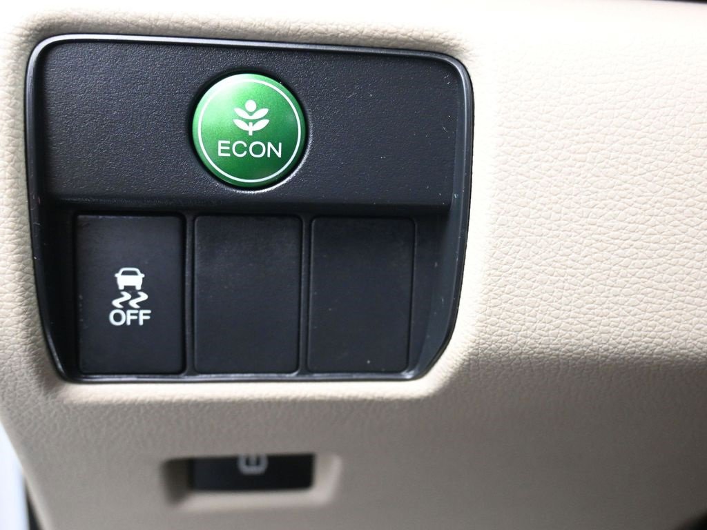 Used 2016 Honda Accord EX image 21