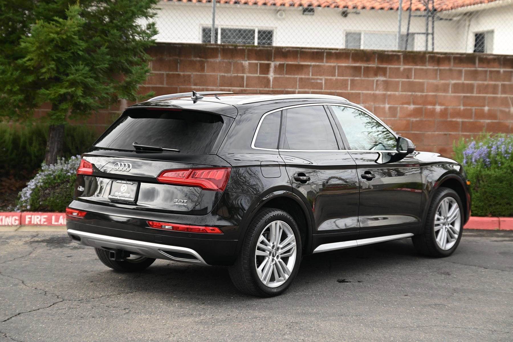 Used 2018 Audi Q5 2.0T Premium Plus w/ Premium Plus Package AWD/4WD image 4