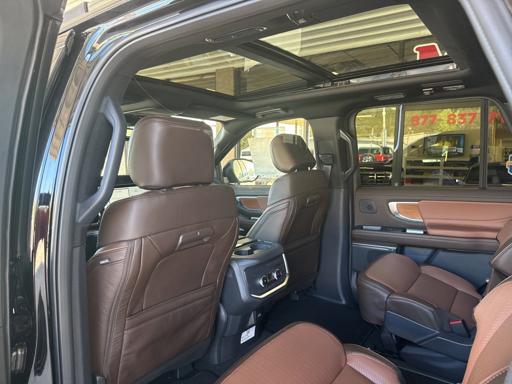 New 2025 Ford Expedition King Ranch image 22