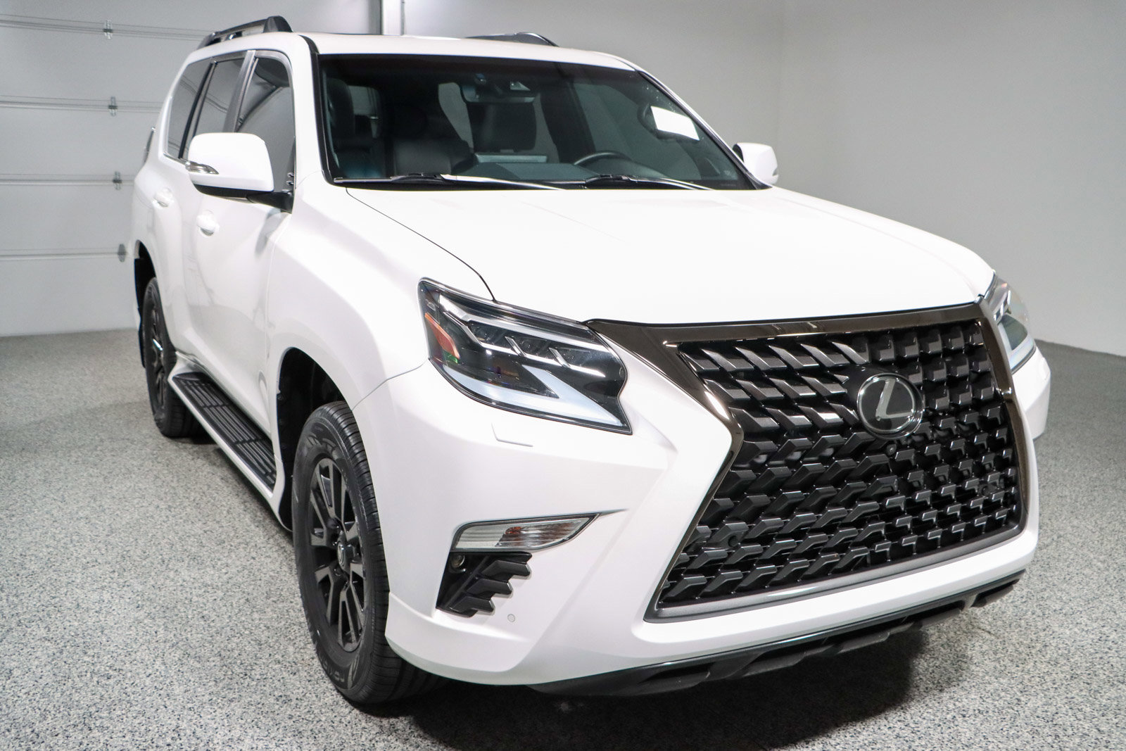 Used 2023 Lexus GX 460 image 5