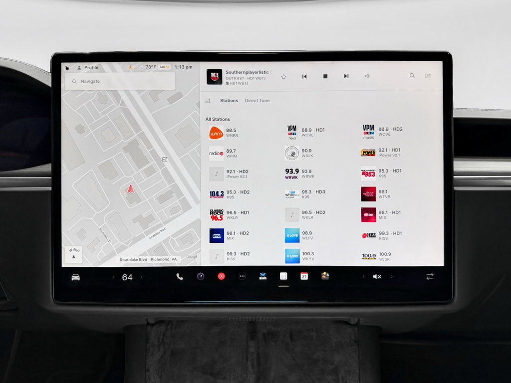 Used 2024 Tesla Model X image 11