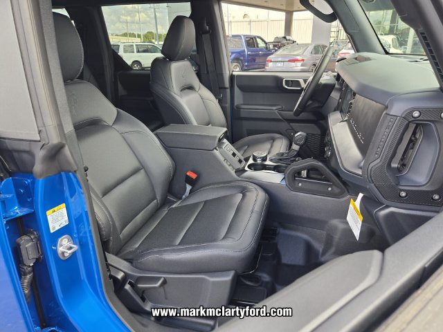 New 2026 Ford Bronco Badlands w/ Sasquatch Package AWD/4WD image 14