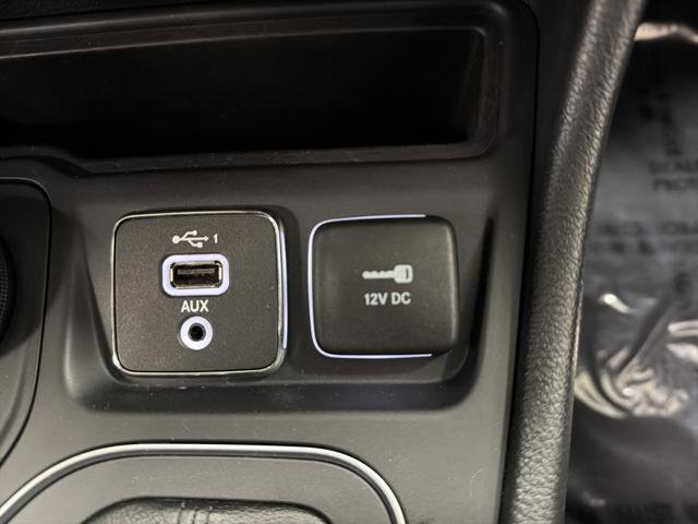 Used 2022 Jeep Cherokee Latitude Lux image 22