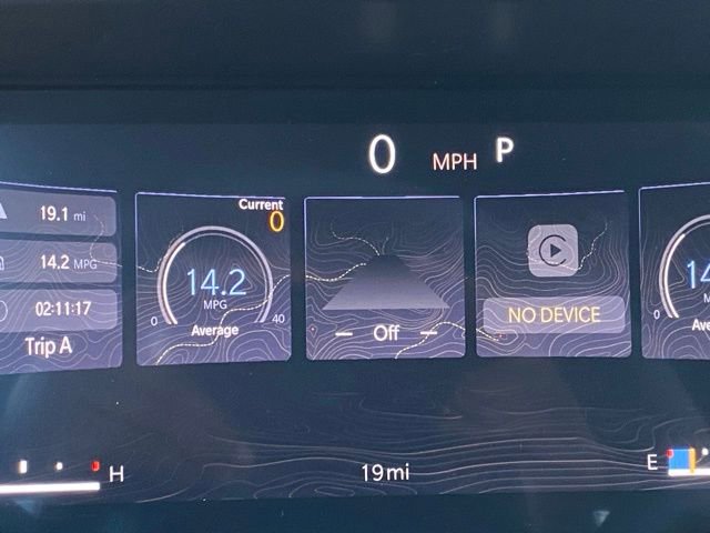 New 2025 Jeep Grand Cherokee Altitude AWD/4WD image 20