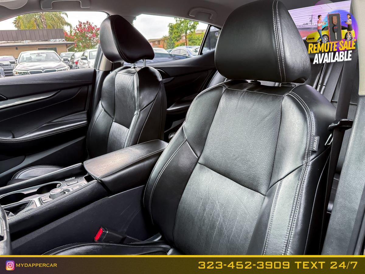 Used 2020 Nissan Maxima 3.5 SV w/ Floor Mat Group FWD image 11